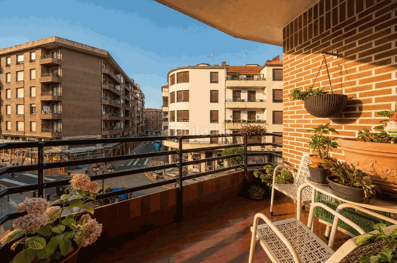 Foto aad0947c-1cb3-48c5-9a6e-5c60c11aef27. Piso uribarri en Matiko - Ciudad Jardín Bilbao