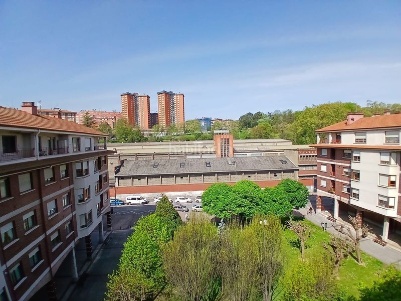 Foto f3fd8106-caa3-4dab-ba9f-260f401712ed. Pis a Burtzeña Barakaldo