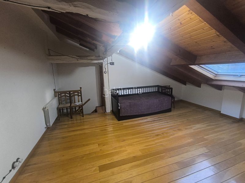 Foto ac9183dc-d280-4f45-89aa-d69b4bed5692. Casa barrio jarralta en Sopuerta