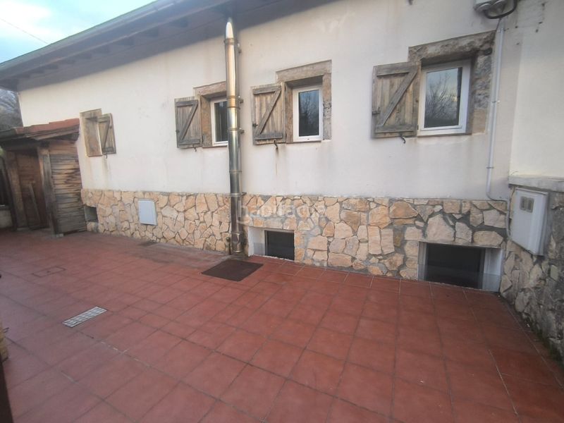 Foto bf80f5e6-4be9-404a-8563-5e39f3ebc5de. Casa barrio jarralta en Sopuerta