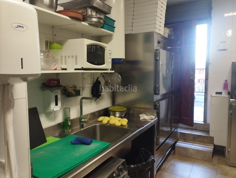 Foto f9b31853-9aea-4122-bbc0-5db18cc2117f. Local comercial amb calefacció a Muskiz