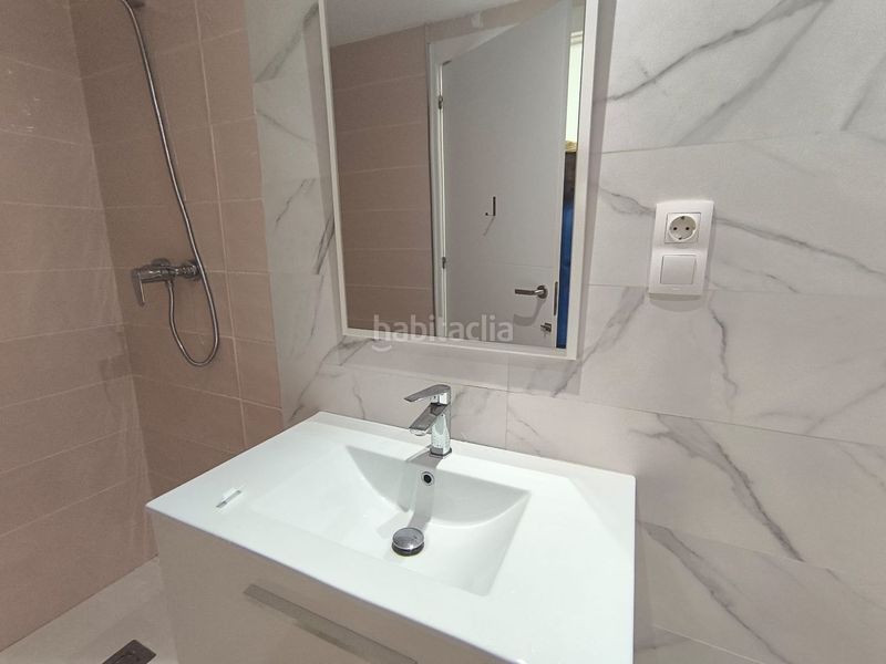 Foto cb6bf317-c0f3-4972-882a-b61ba85cdd5c. Local comercial a Ibarrekolanda Bilbao