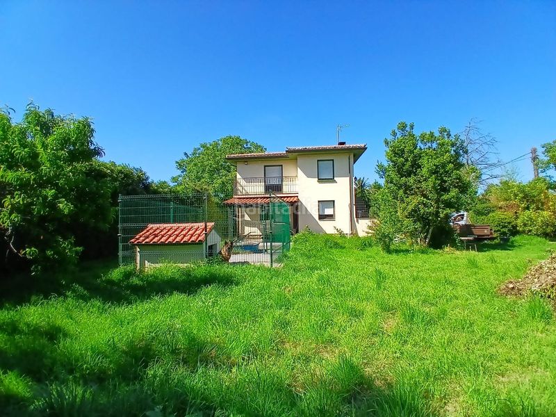 Foto 674150a1-1e54-4033-91d7-3faac4e59449. Chalet fano bidea en Gorliz