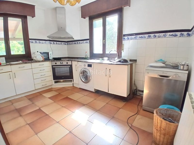 Foto f75d8c17-53af-445c-9416-1ff1f34432fd. Chalet fano bidea en Gorliz