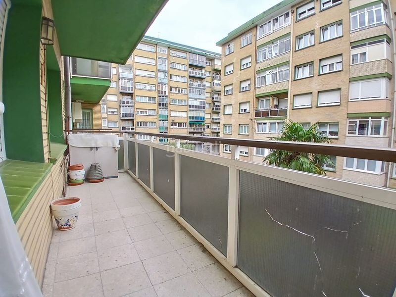 Foto 3e0a6f48-3dcb-4743-9a49-335f98c806fc. Pis a Artatza-Pinueta-Pinosolo Leioa