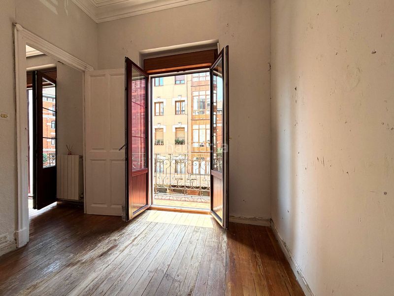 Foto 0dc2141a-fc3b-4dcb-bcd9-5b69b56288f6. Flat with heating in Alhóndiga Bilbao