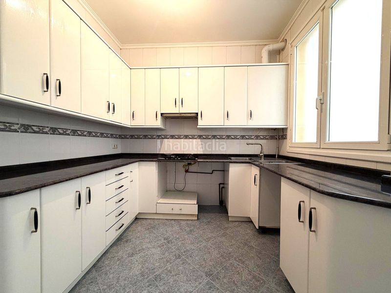Foto 40daee35-01a6-4705-ad0b-421f23842a1d. Flat with heating in Alhóndiga Bilbao