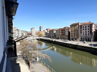 Flat  Muelle marzana. Muelle marzana