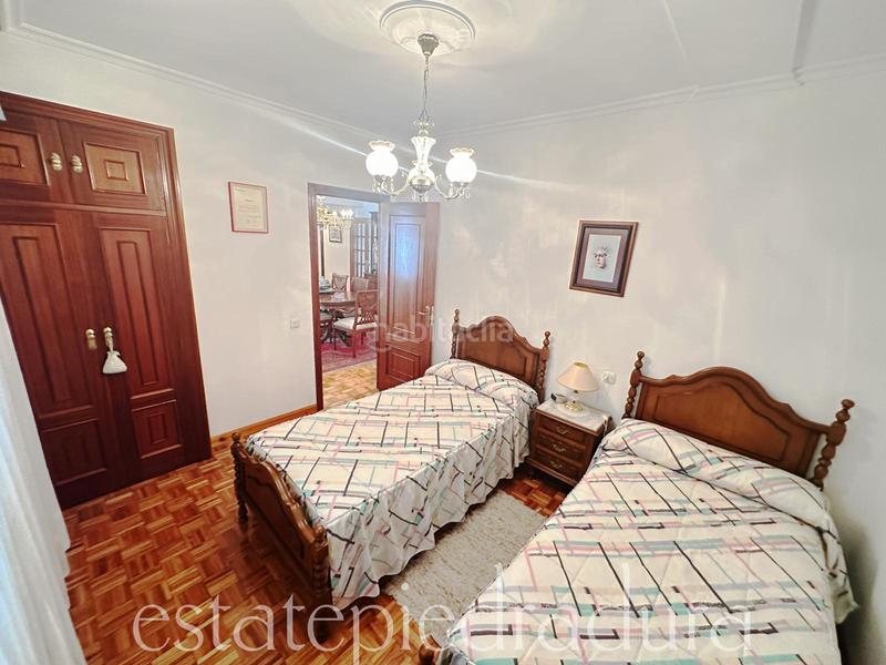 Foto 322b070e-3e26-495f-950c-b060ac6b9564. Piso en rúa josé trasande 1 ¡exclusivo amplio piso ¡listo para entrar a vivir! en Marín