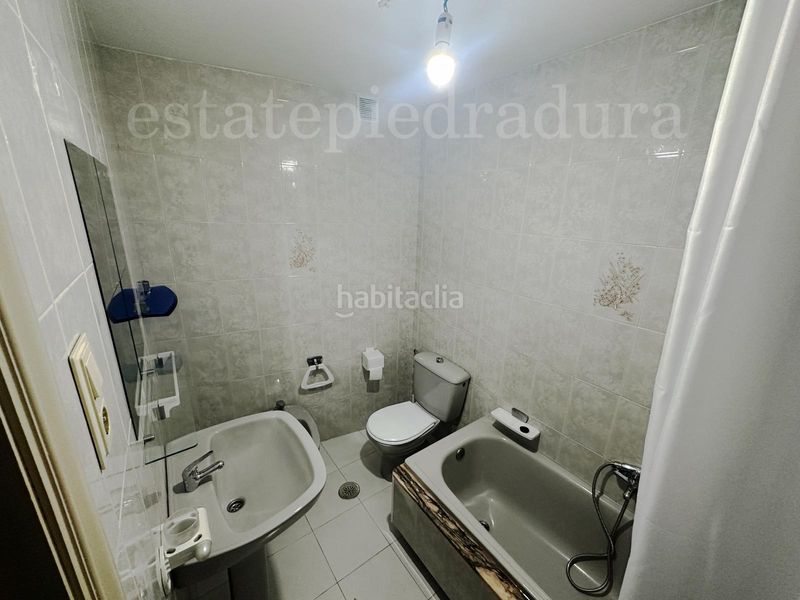 Foto 6e28b8da-dc74-4bc4-8bc6-fec6152dee19. Pis a Grove (O)