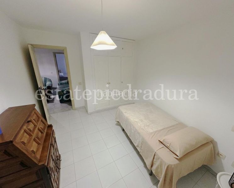 Foto bc40b48c-394c-4799-8eac-bcf80dfffaba. Pis a Grove (O)