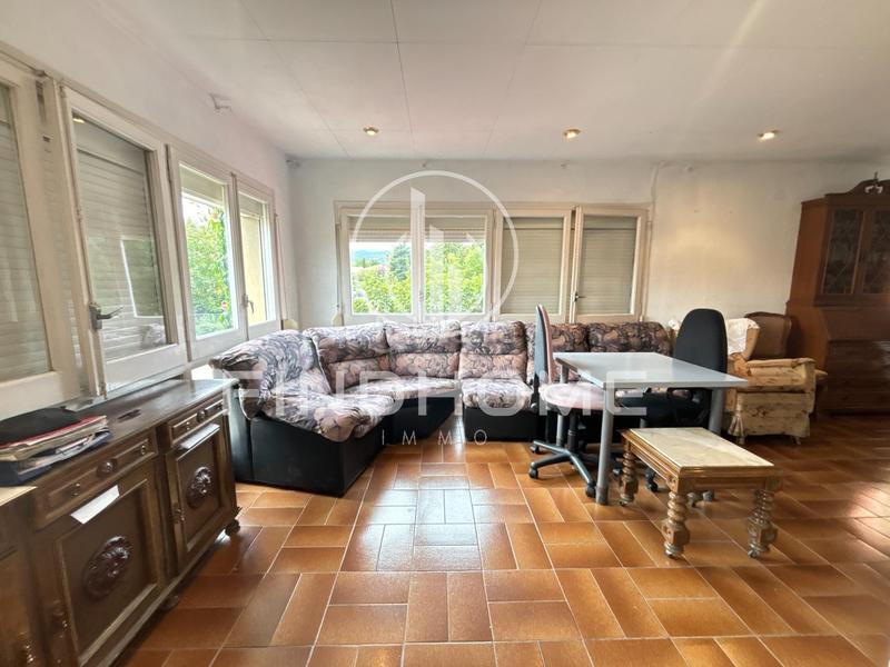 Foto cd5da68b-b2a4-4ed3-bd11-e25c45c65a76. Chalet en Olot