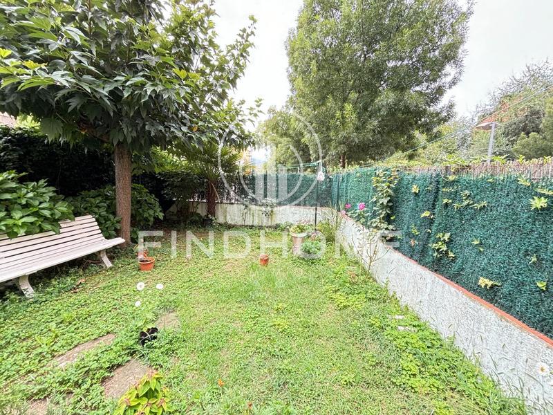 Foto f6373c0b-e9d4-483c-afcc-95cd56816900. Chalet en Olot