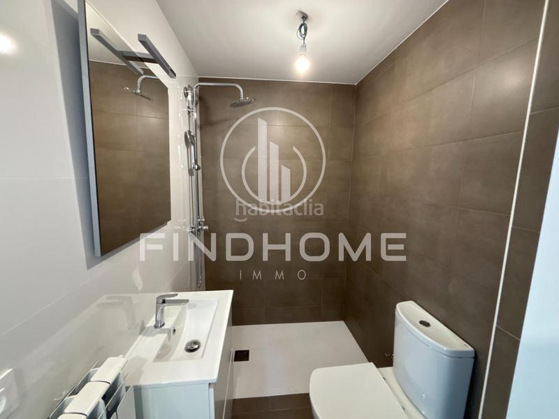 Foto 1e0ff486-26d6-4f83-83df-6ef7c53fcead. Àtic amb calefacció aparcament a Olot