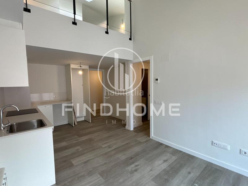 Foto f863a669-e69e-4473-84db-14db2b53560a. Àtic amb calefacció aparcament a Olot