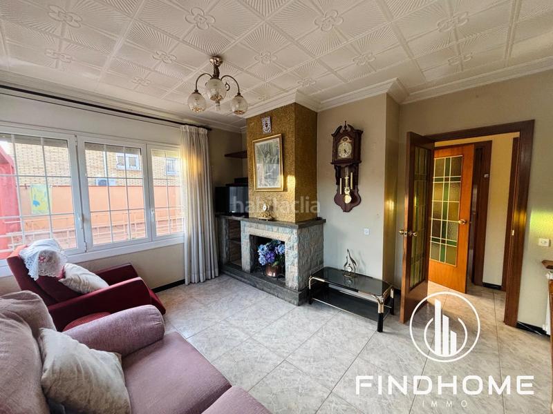 Foto edd9d641-ac98-4815-9c9c-9ee02f82e4c9. Xalet a Olot