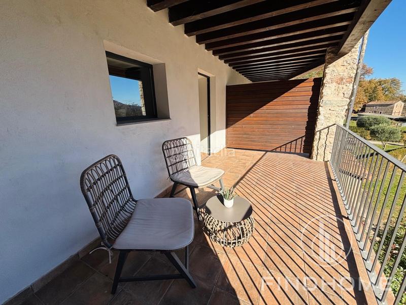 Foto 7cd6ec16-bb0c-442f-8ffb-cafaacf9e99f. Masía en carretera major 20 en Preses (Les)