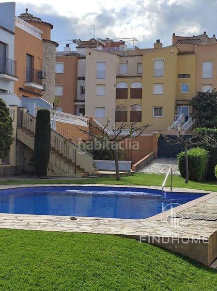 Foto 0841dfeb-6382-437d-aede-bd0872d41292. Casa adossada amb aparcament a Muga - Gran Reserva - Badia Empuriabrava