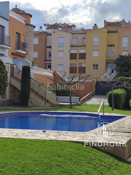 Foto 60b549ae-ab4e-427f-bc51-f1707928d204. Casa adossada amb aparcament a Muga - Gran Reserva - Badia Empuriabrava