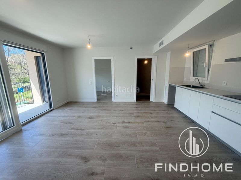 Foto 8d2ee1e1-d13a-443d-a46c-914bcd1293ee. Pis a carrer de vic a Olot