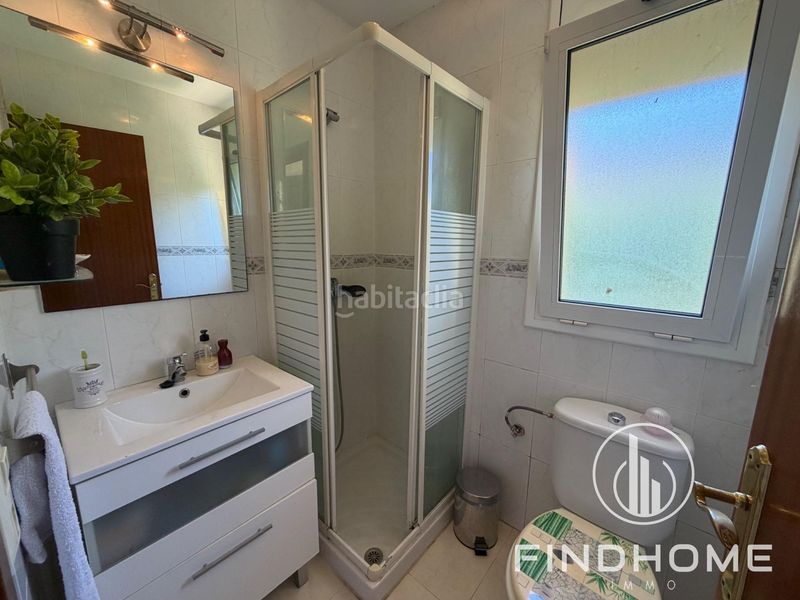Foto 5bb3bf03-d4b8-480b-b7f8-8d7eb4af3441. Casa aparellada amb calefacció aparcament piscina a Avinyonet de Puigventós