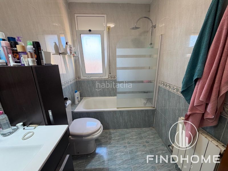 Foto 6a06f128-5477-454e-8272-3717e0c2a09a. Casa aparellada amb calefacció aparcament piscina a Avinyonet de Puigventós