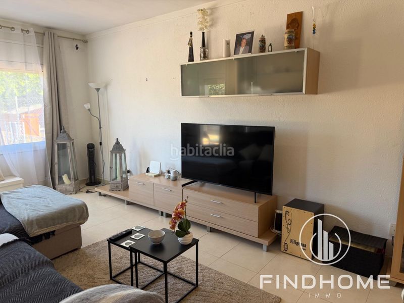Foto 70b251d2-8fb8-4b2c-a7fb-e4a174fdbb86. Casa aparellada amb calefacció aparcament piscina a Avinyonet de Puigventós