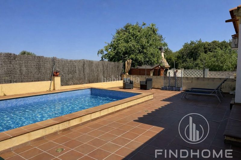 Foto 8e0a4668-9bed-4ad5-8724-2d49401fbf27. Casa aparellada amb calefacció aparcament piscina a Avinyonet de Puigventós