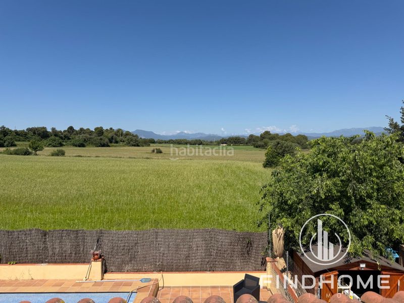 Foto aeeeebf7-d96c-4ec4-9528-676d8d2f6075. Casa aparellada amb calefacció aparcament piscina a Avinyonet de Puigventós