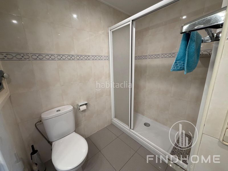 Foto f1a1552e-97a0-468d-9cbc-783a760be71f. Pis a carrer del volcà del croscat a Olot