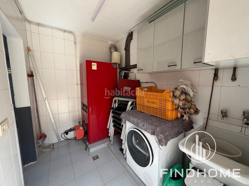 Foto 92535352-ee77-48b6-ab75-7e75ff1ffa6b. Casa adossada amb calefacció aparcament a Olot