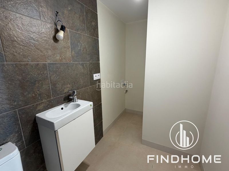 Foto ca93438a-dd4e-421f-a86c-c6ba8c485c31. Casa a schiera in carrer carrer miquel servet in Olot