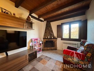 Casa en Castellfollit de la roca