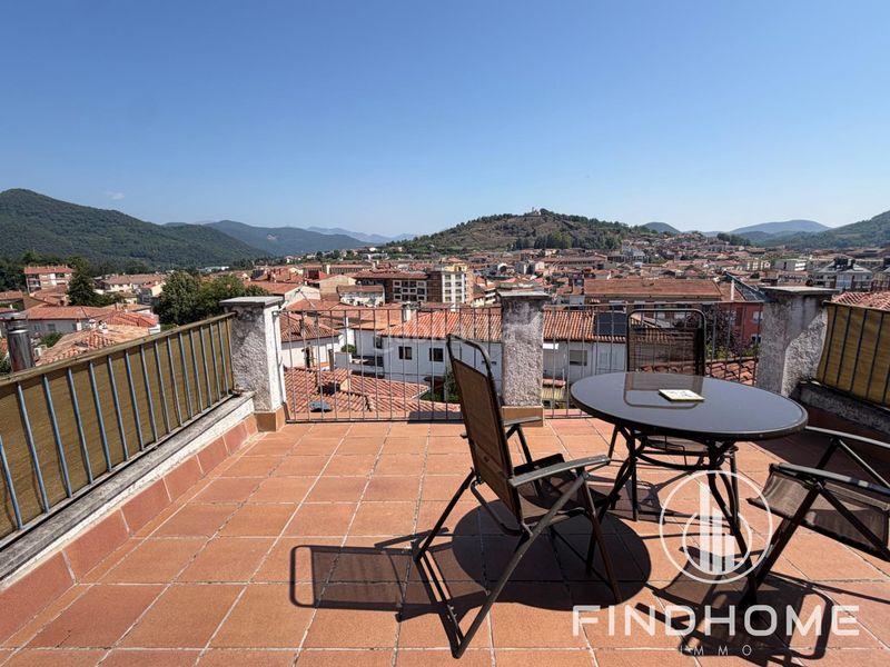 Foto a99c827e-b8cd-4321-aa77-792b4fa46b0b. Reihenhaus in carrer hortènsies in Olot