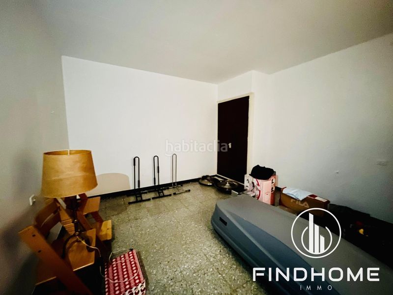 Foto 12fb2e07-2f94-4757-9306-4c303ba9f899. Edificio en Olot