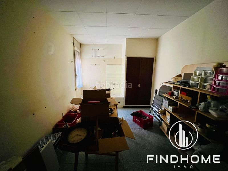 Foto f289d2ca-d869-4076-a974-5d7e38a2733c. Edificio en Olot