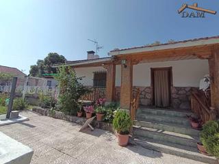 Chalet in Escalona