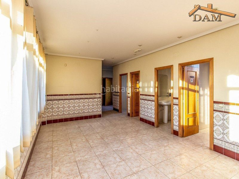 Foto 0076faab-6fea-4e08-bbcf-0e0f81d1c401. Local comercial a Fuensalida