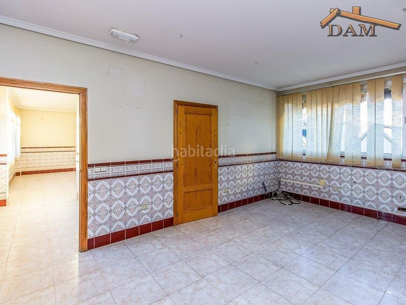 Foto 0adfc70f-5324-4237-96f4-b9985a618268. Local comercial a Fuensalida