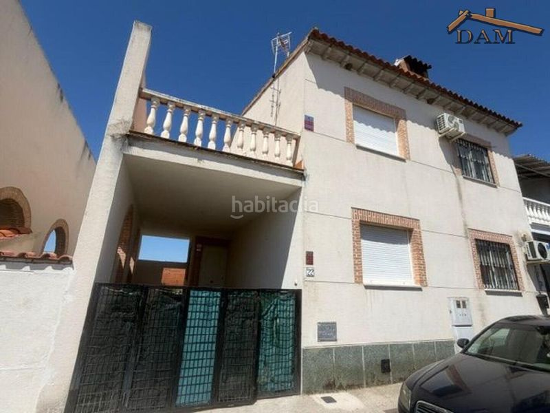 Foto 327c2094-3228-43b0-8851-87d34c98ea27. Casa pareada en Carmena