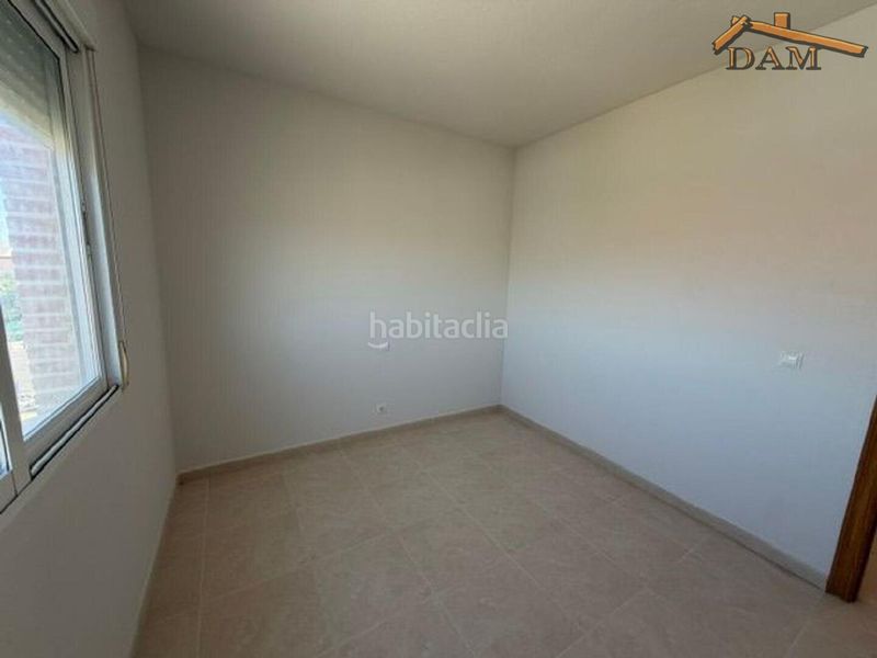 Foto 61a8f363-8b42-4be5-a0b4-ea6aa39bd592. Casa pareada en Carmena