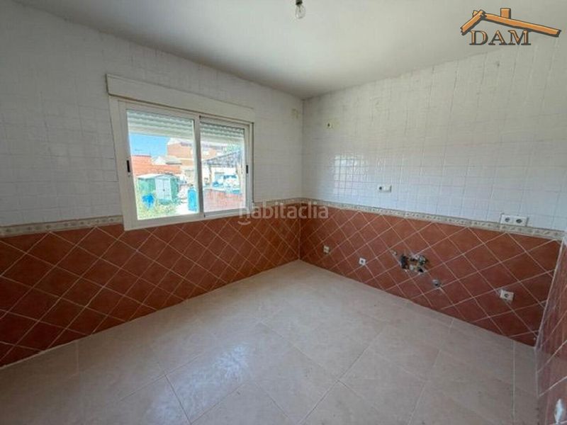 Foto 8dfb6a01-6c19-4049-9a24-65d319af6353. Casa pareada en Carmena