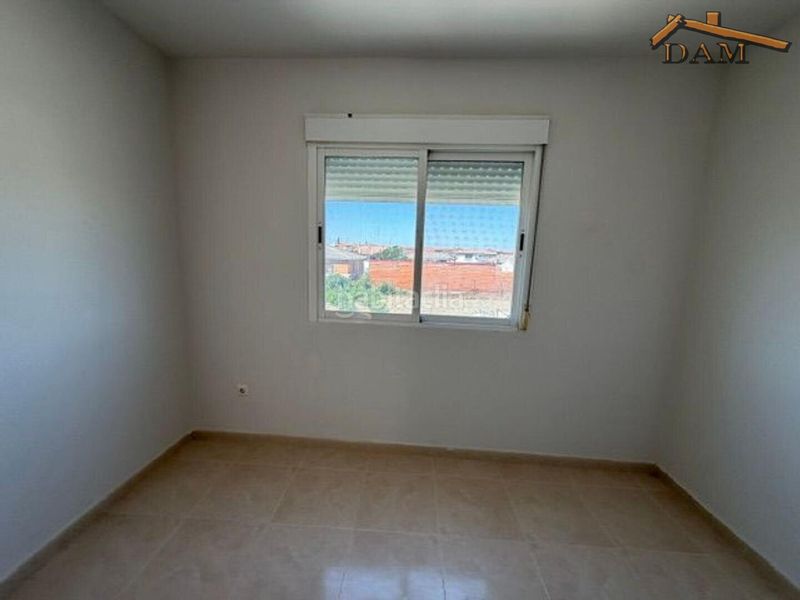 Foto ac9dc4d6-8fd8-4b09-81c1-2306c4b457d7. Casa pareada en Carmena