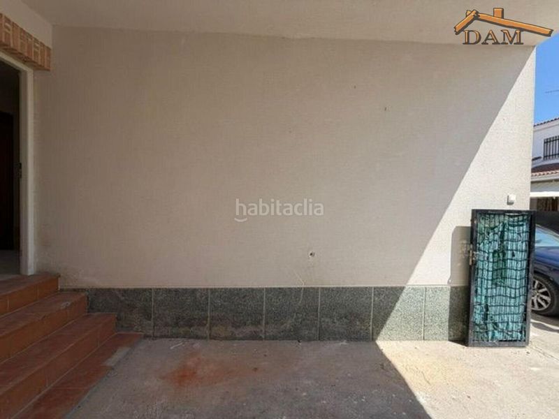 Foto f975df18-acf7-41c7-9478-67f9993c7726. Casa pareada en Carmena