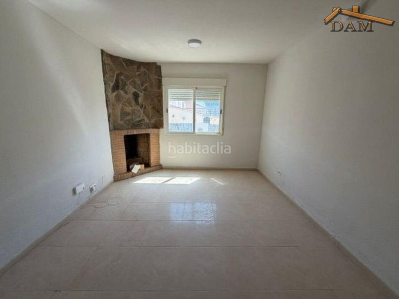 Foto fab54936-c10c-4239-9d66-8b11fc268b91. Casa pareada en Carmena