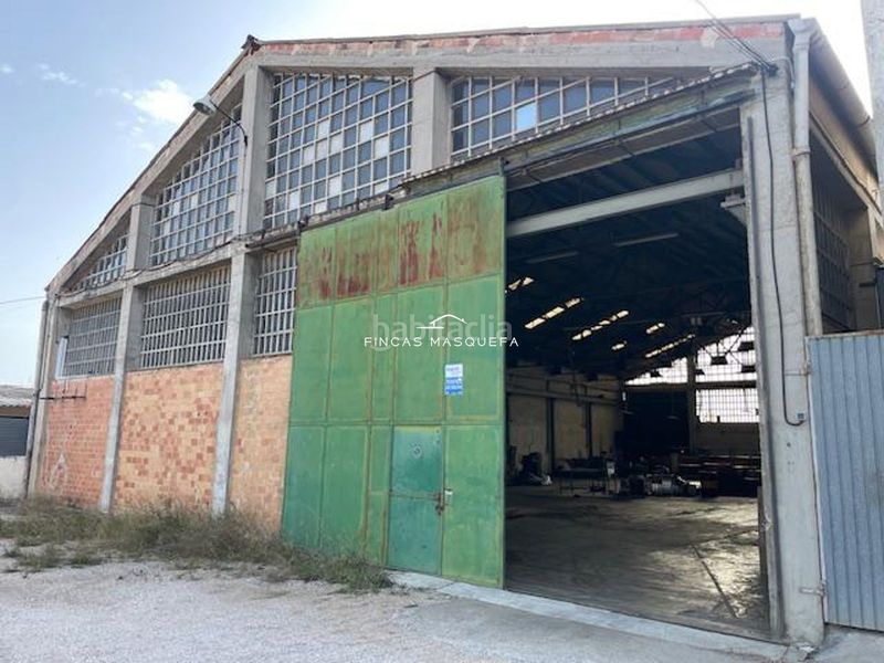 Foto 0b78b85a-6e6e-4efa-bd97-c935c30340f1. Nave industrial conjunto de naves en venta en Sant Llorenç d´Hortons