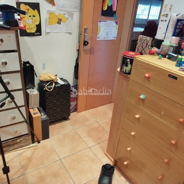 Foto a050f701-912a-4c76-b051-2fdba579c51b. Xalet amb aparcament a Masquefa