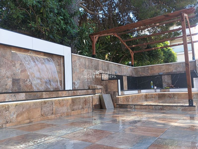 Foto 3c07ba78-8853-499a-a72b-2cdddaac5400. Casa adossada amb calefacció aparcament piscina a Coma-ruga