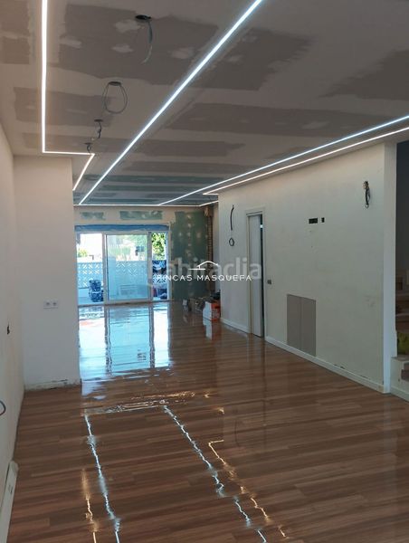 Foto f7677888-0585-47e3-a481-d9cf08f25db3. Casa adossada amb calefacció aparcament piscina a Coma-ruga