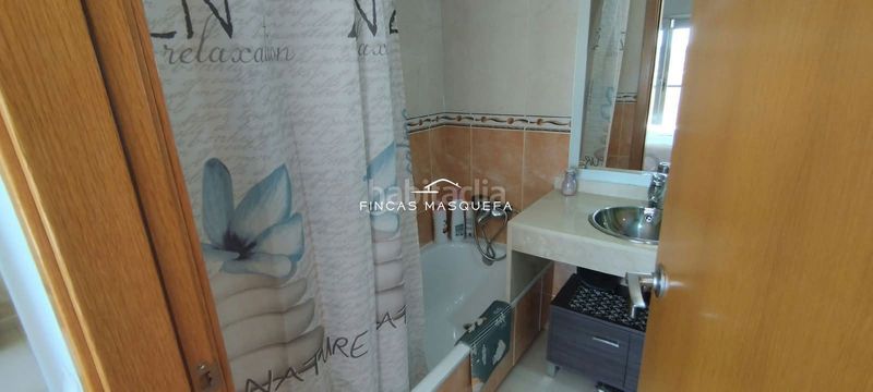 Foto 9480c264-a91a-4da0-8e52-d7f90ccceddf. Casa adossada amb calefacció aparcament a Masquefa